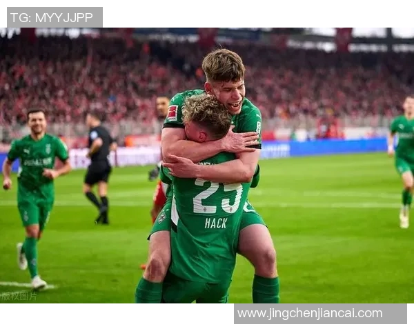 弗赖堡保不败，战平门兴格拉德巴赫，稳稳守住联赛不败战绩