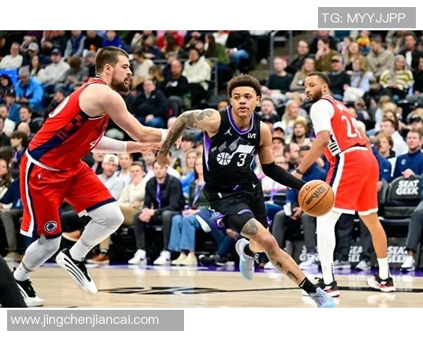 快船队逆转球队落后，取得关键胜利